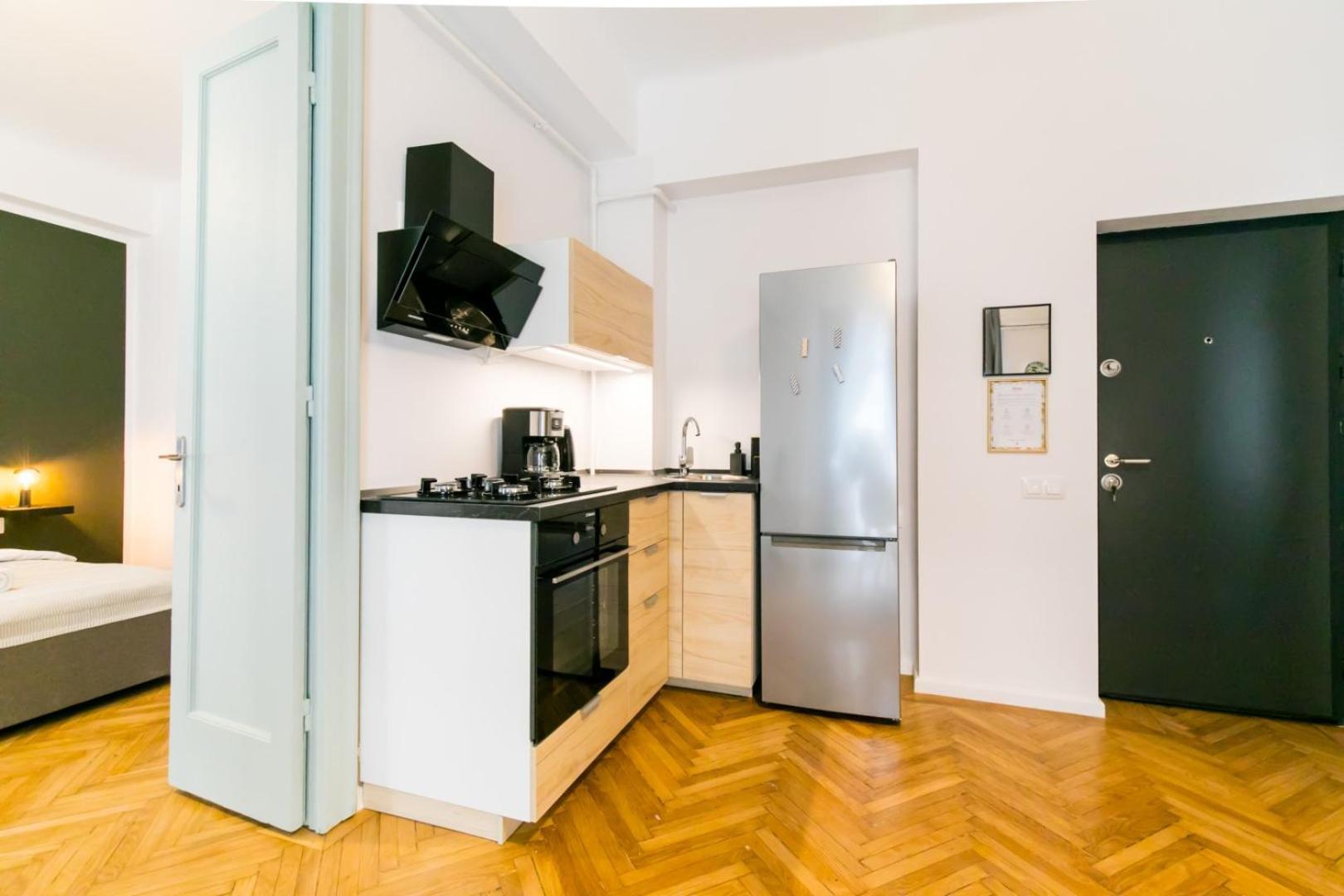 Heart Of The City - Cozy Apartments In Prime Location บูคาเรสต์ ห้อง รูปภาพ
