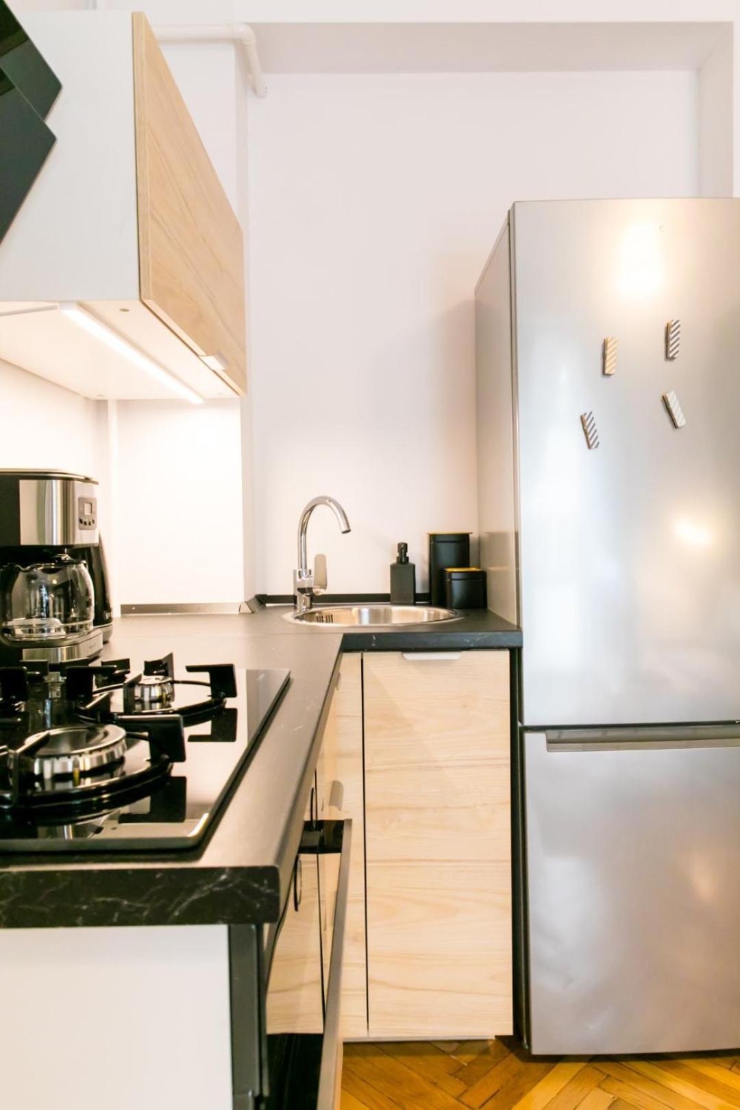 Heart Of The City - Cozy Apartments In Prime Location บูคาเรสต์ ห้อง รูปภาพ